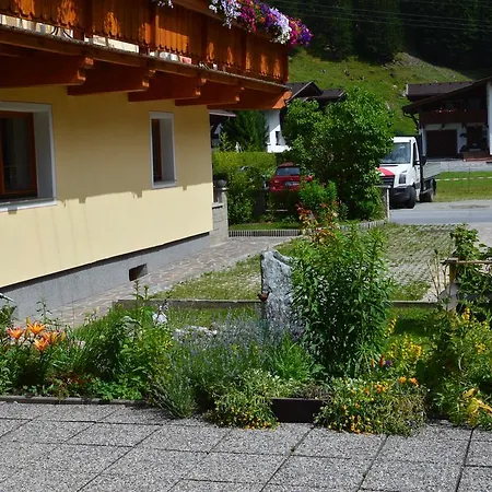 Haus Gstrein Vendégház Huben (Imst)