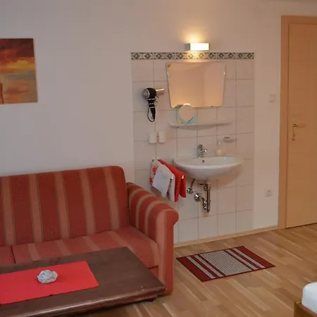 Gasthof Haus Gstrein 3*